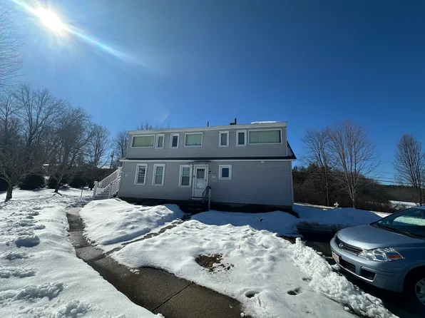 423 East St, Amherst, MA 01002