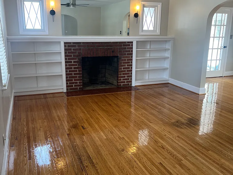 1001 S Main St #A — Photo 36