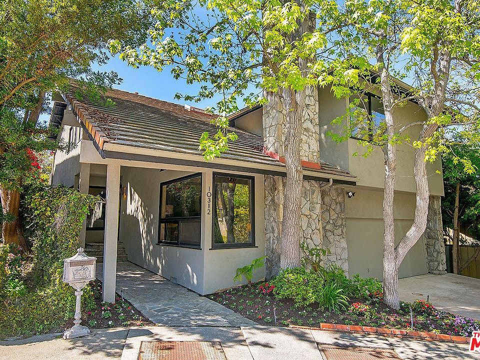 1st image of 10312 Clusterberry Ct