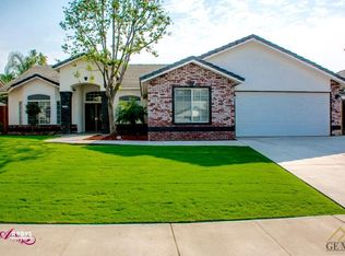 4804 Native Dancer Dr, Bakersfield, CA 93312