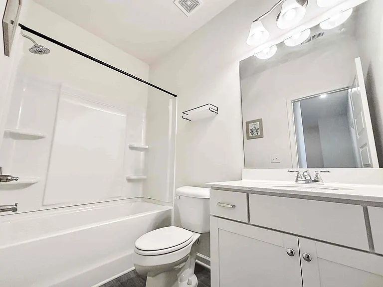 5784 Silver Lake Dr — Photo 21