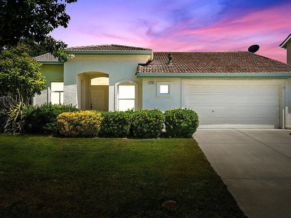 2nd image of 1386 Peppertree Way