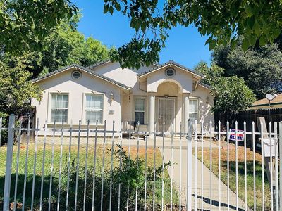 3867 7th Ave, Sacramento, CA, 95817