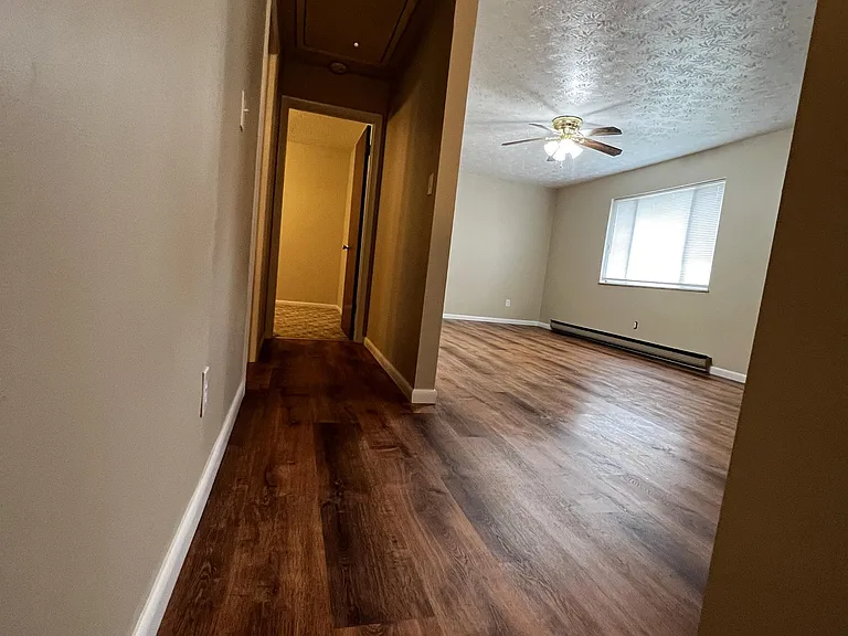 102 Brohard Dr — Photo 13