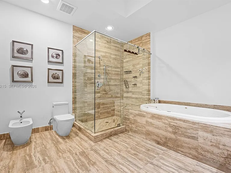 15811 Collins Ave #3107 — Photo 18