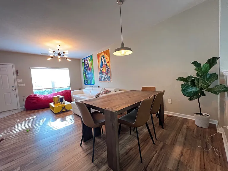 4430 SW 49th Ave — Photo 8