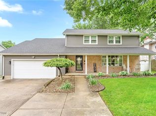 8457 Deer Creek Ln NE, Warren, OH