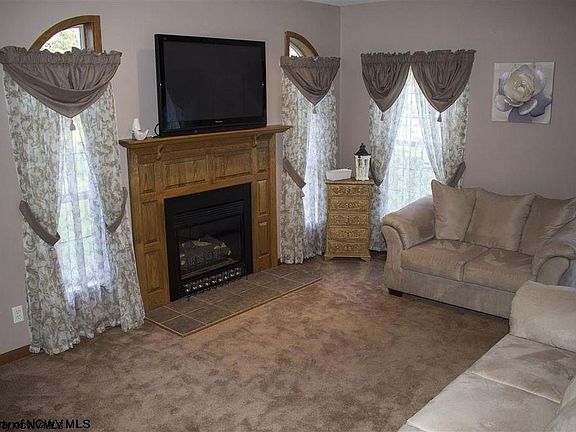 5th image of 123 Valley Forge Cir