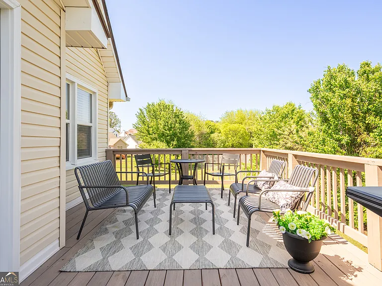18 Huntcliff Dr — Photo 37