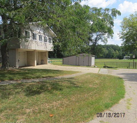 5th image of 135 Paras Hill Dr