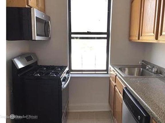 2nd image of 4826 47th St APT 4B