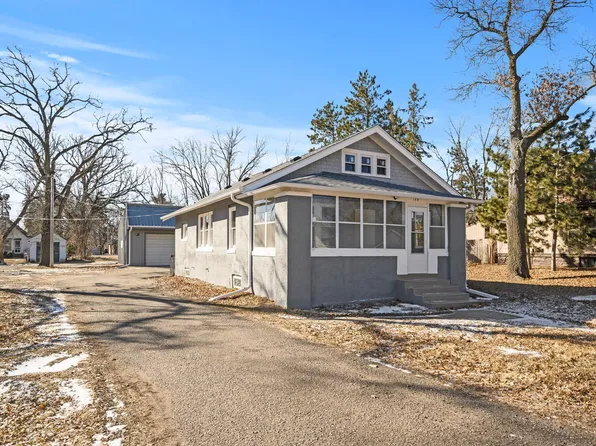 154 Broadway St NW, Bethel, MN 55005