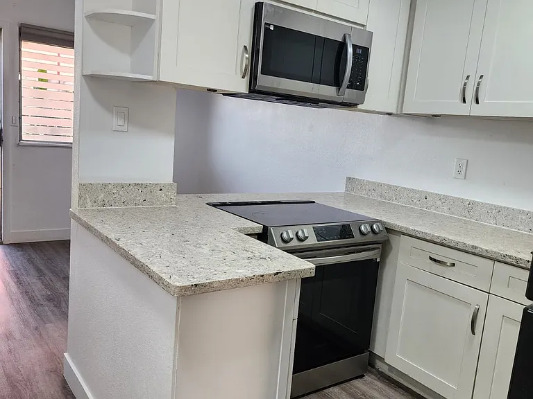 94-1404 Lanikuhana Ave #419 — Photo 2