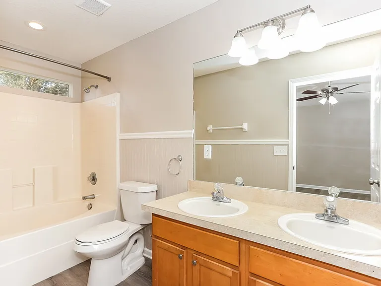 2836 Cross Creek Dr — Photo 14