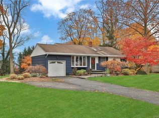 8 Horne Tooke Rd, Palisades, NY 10964