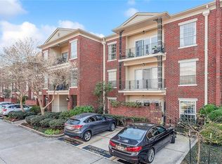 800 Rue Burgundy St #318, Metairie, LA 70005