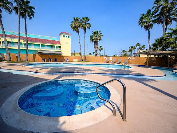 2nd image of 108 E Coronado Dr APT 104