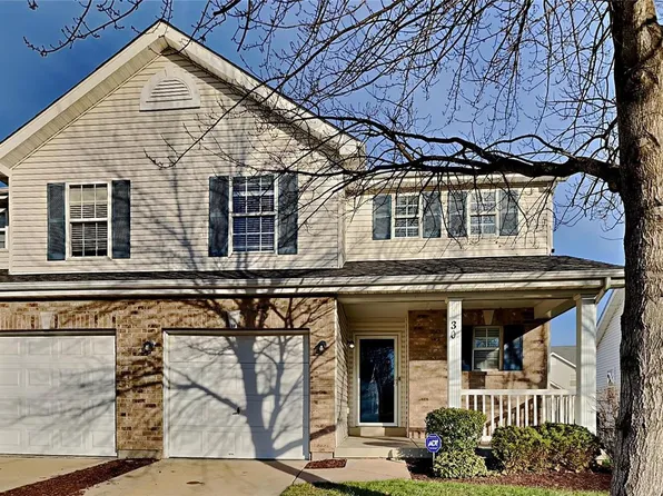30 Jost Villa Dr, Florissant, MO 63034