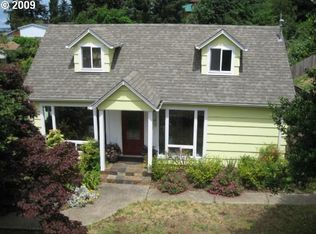 1183 F St, Coos Bay, OR 97420