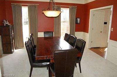 3rd image of 6902 Saint Ives Blvd