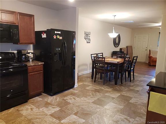 5th image of 822 Chevelle Dr