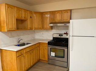 6124 219th St FLOOR 1, Oakland Gardens, NY 11364