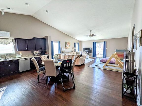 4th image of 10103 James Run Dr