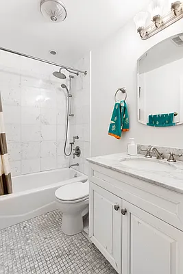 Rented by Engel and Völkers Brownstone Brooklyn | media 22