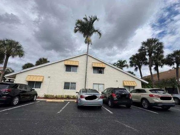10261 NW 33rd St, Sunrise, FL 33351