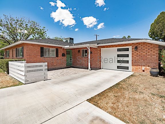 3rd image of 1946 E Rancho Dr