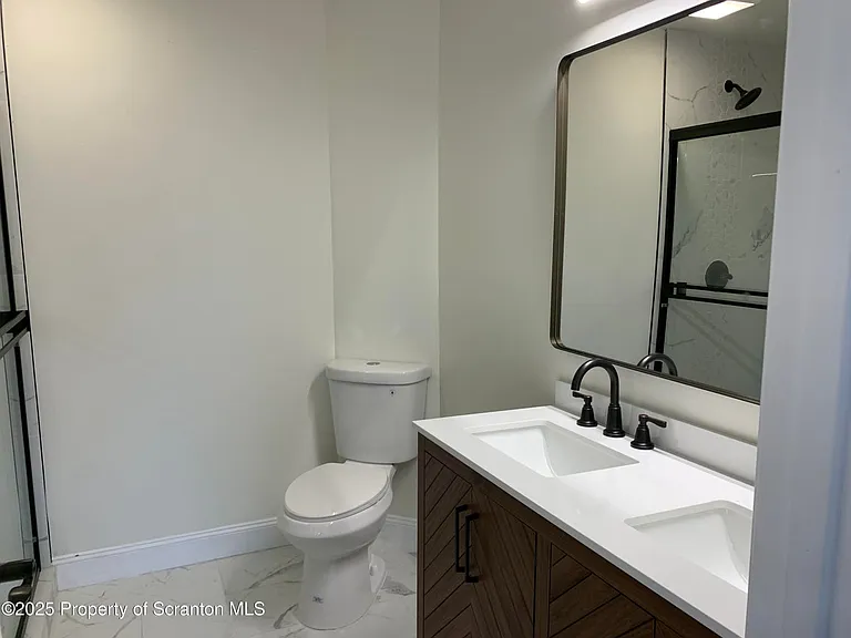 318 Simrell Rd — Photo 27