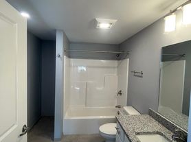 72 Northfield Dr