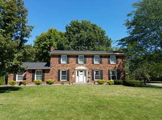 7620 Carriage Ln, Cincinnati, OH 45242