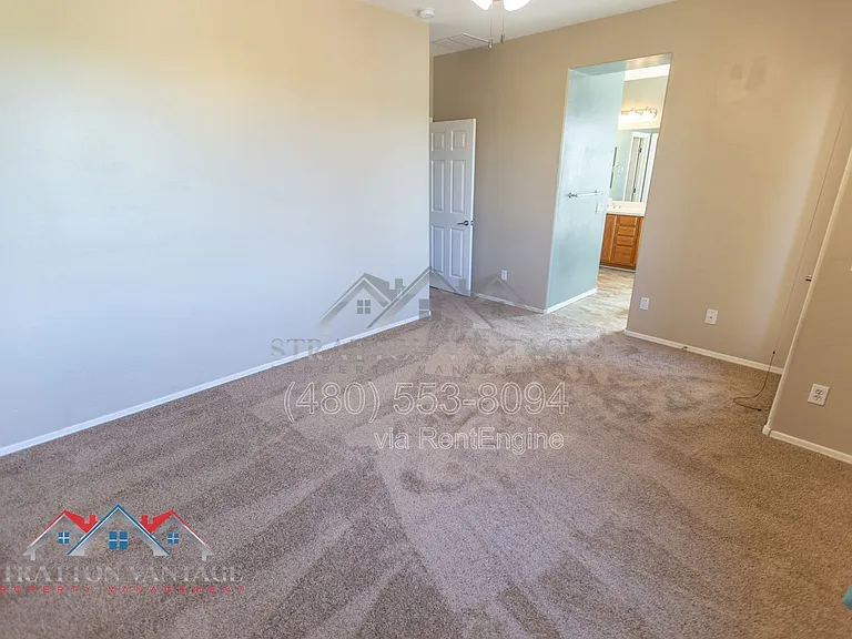 9136 W Meadow Dr — Photo 30