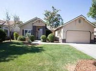 1949 Sterling Ave, Sanger, CA 93657