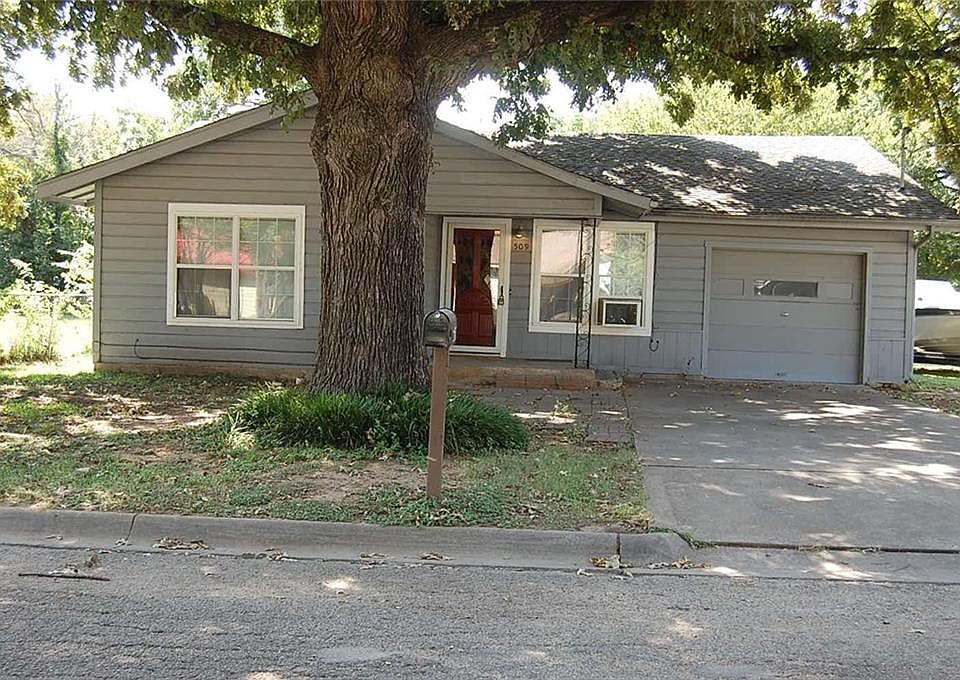 1st image of 509 W Lone Star Ave