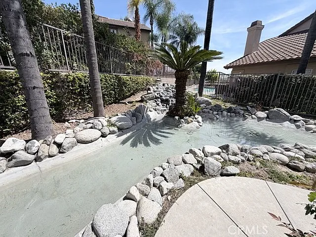 333 Calle Moreno — Photo 11