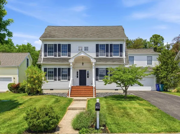 1302 Village Way S, Blacksburg, VA 24060