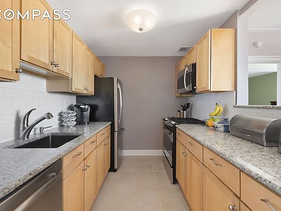 2nd image of 1787 Madison Ave APT 812