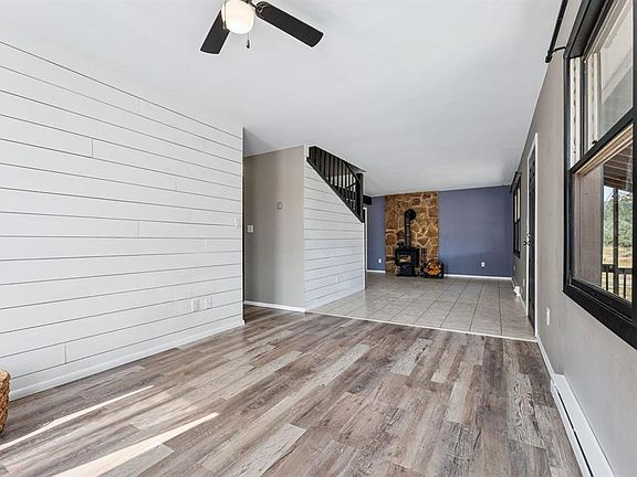 5th image of 227 E Stollsteimer Road