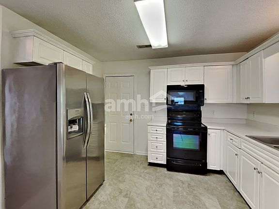 5th image of 15010 Ashlight Dr