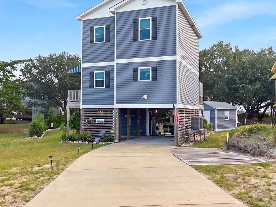 1st image of 807 Kitty Ct
