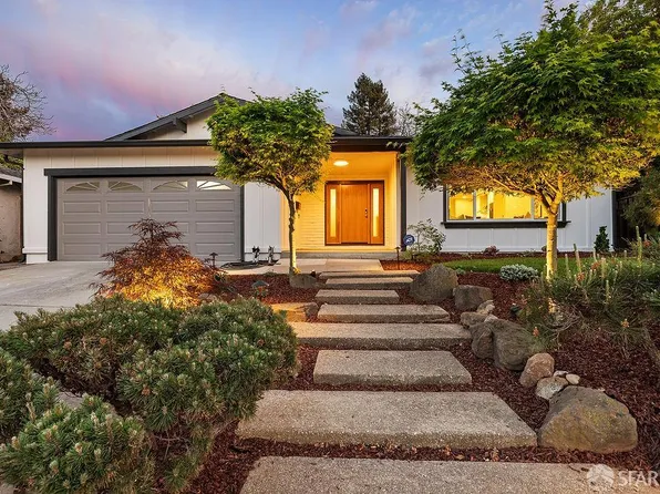 892 Forest Ridge Dr, San Jose, CA 95129
