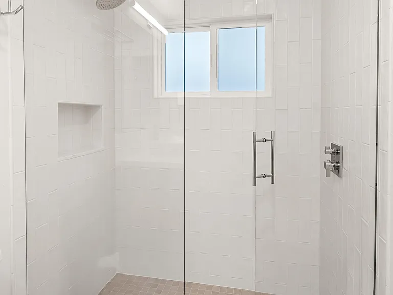 103 W Calle Crespis #C — Photo 7