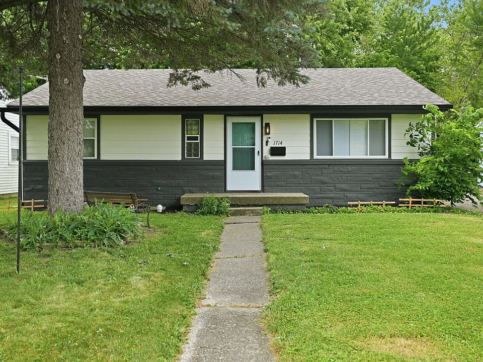 1st image of 1714 N Hawthorne Ln