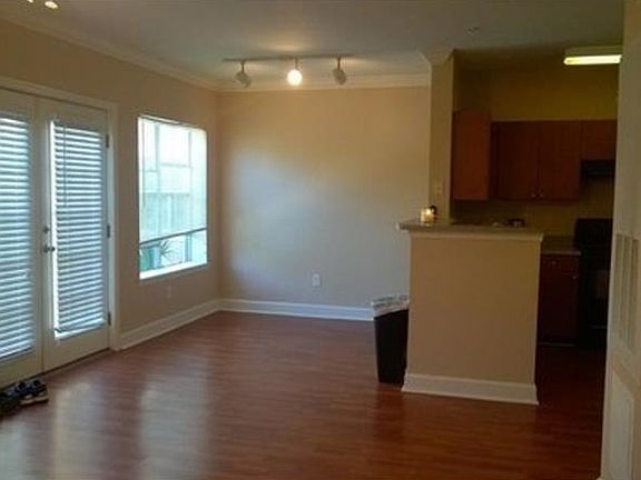 3rd image of 206 E South St Unit 3064