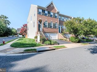 1718 Stuart Pointe Ln, Herndon, VA 20170