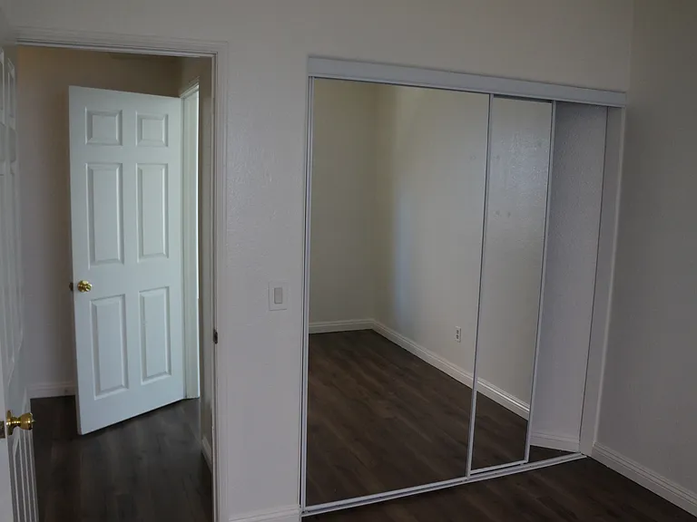 10235 Corkwood Ct — Photo 14