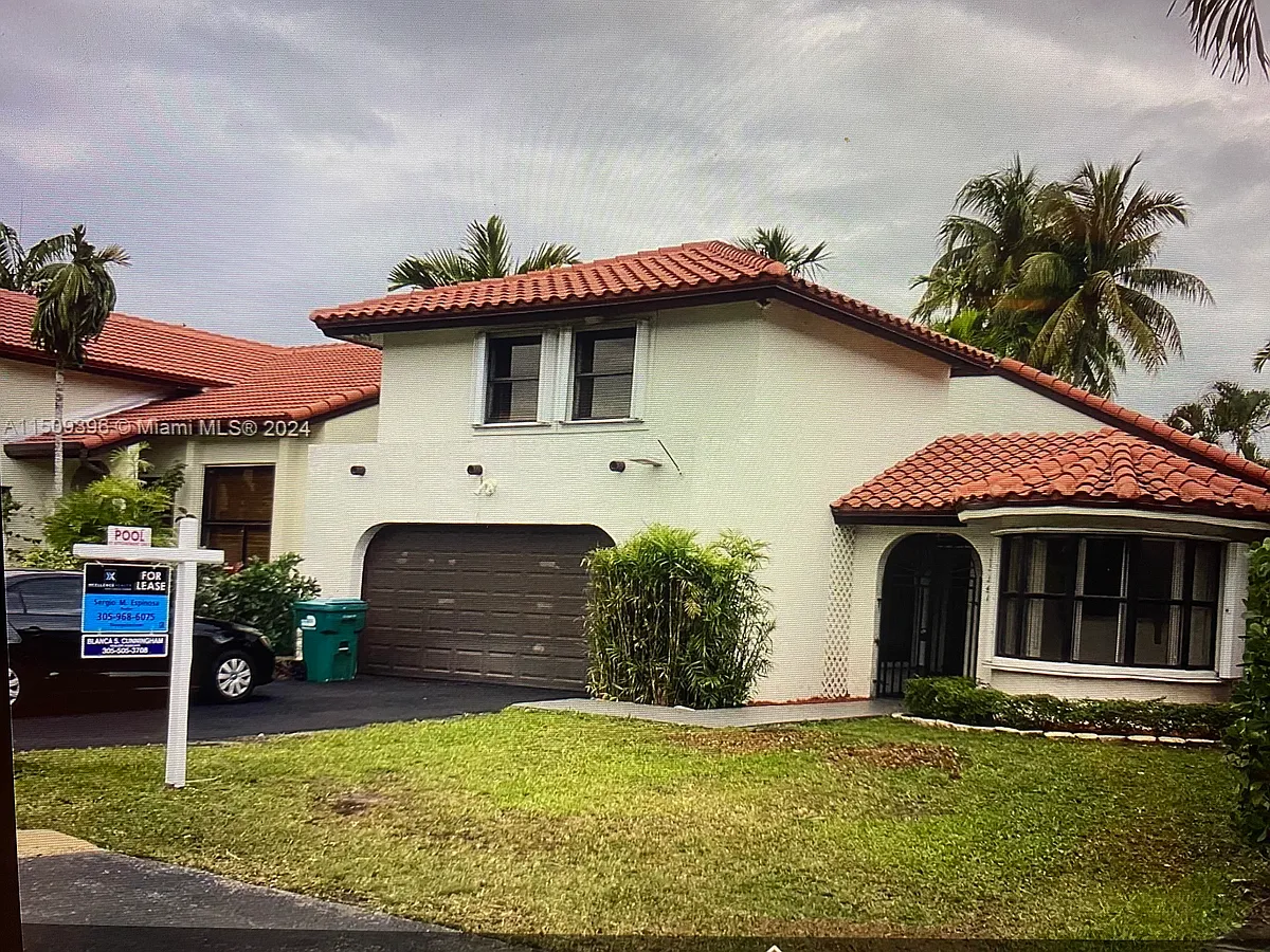Building Photo - 11727 SW 107th Ter