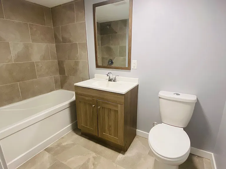 57 Hoover Cres — Photo 15